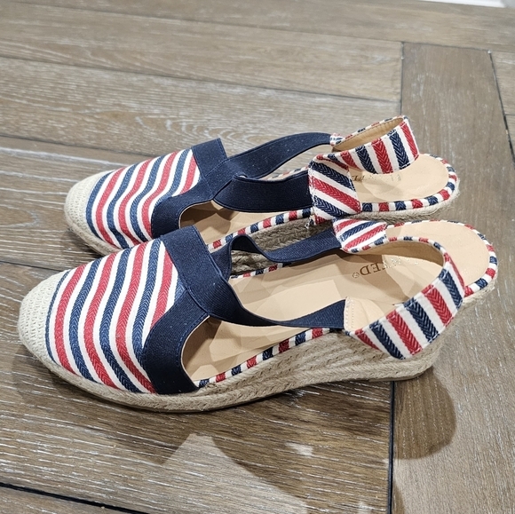 Wanted Espadrille Wedge, Szie 8.5  NWT - Picture 2 of 9